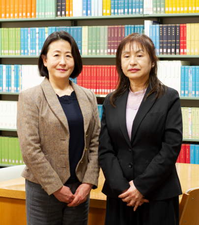 聖隷クリストファー大学 図書館 宮崎 智加 様（左） 杉浦 直美様（右）